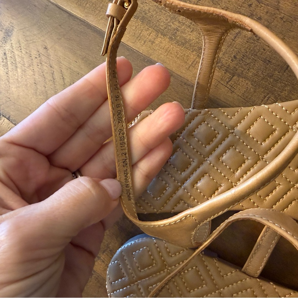 Tory Burch Marion Quilted Leather Thong Toe Sandal Sz 8 - Picture 6 of 8